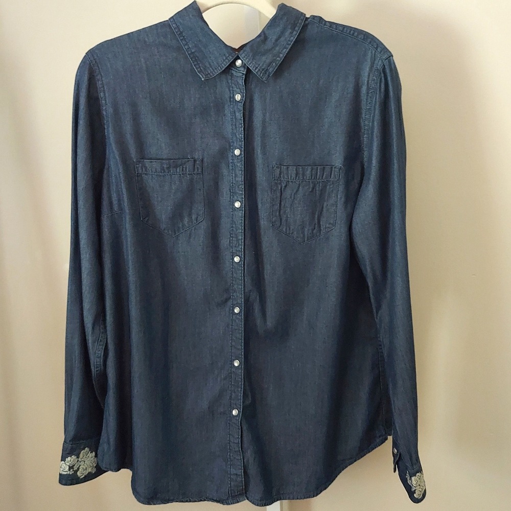 Bit‎ & Bridle Womens Dark Wash Denim Pearl Snap Shirt Floral Cuff L Rose Western